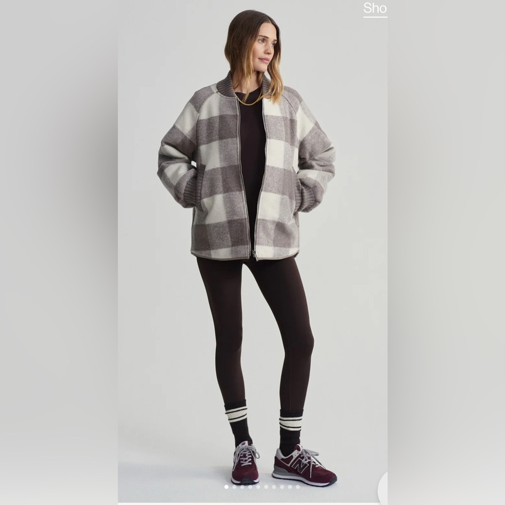 Varley Reno Reversible Quilt Jacket in Fungi